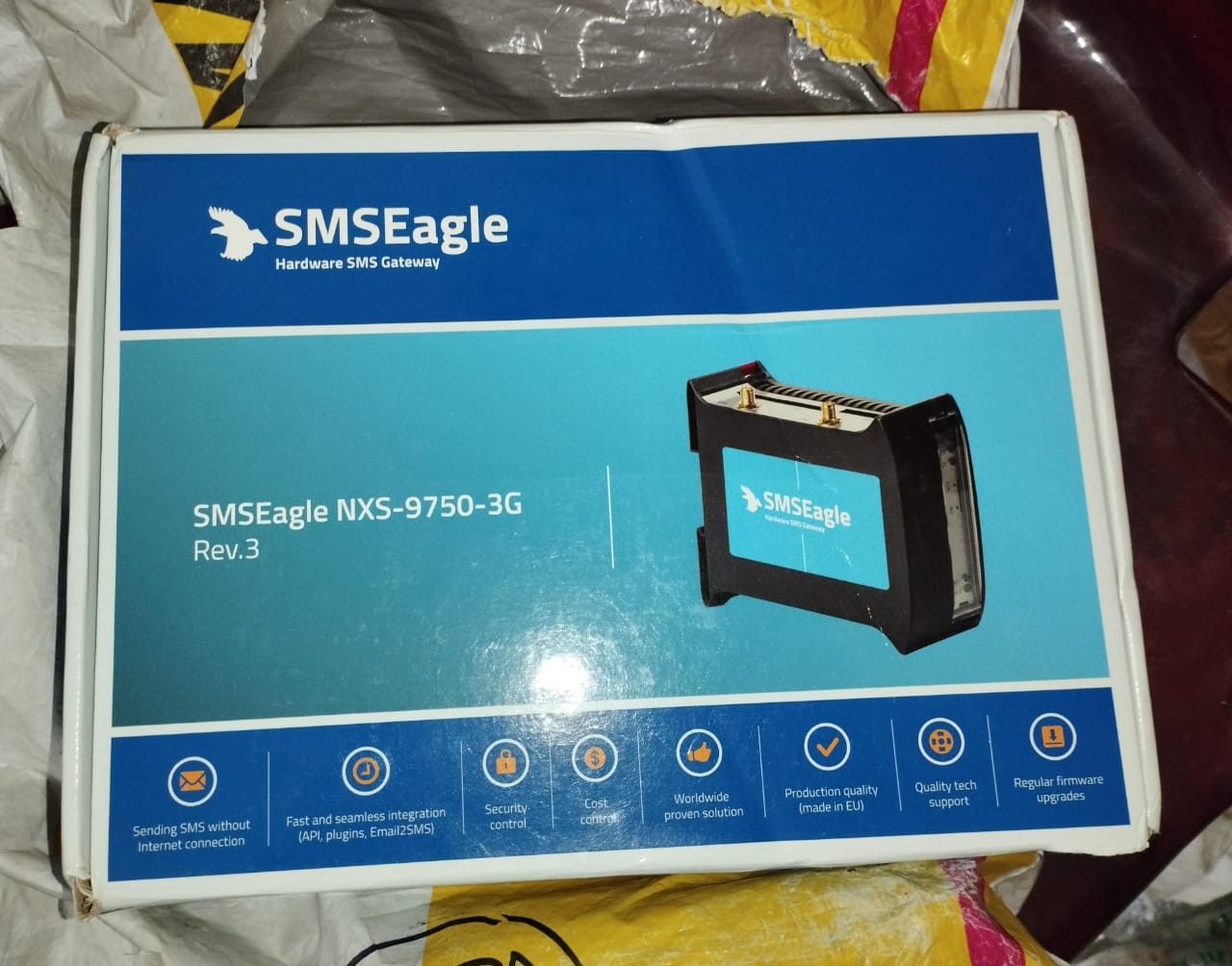 SMSEAGLE NXS-9750 3G Rev.3 Smseagle | SMS Gateway | SMS HUB | SMS Gate | Brand New |