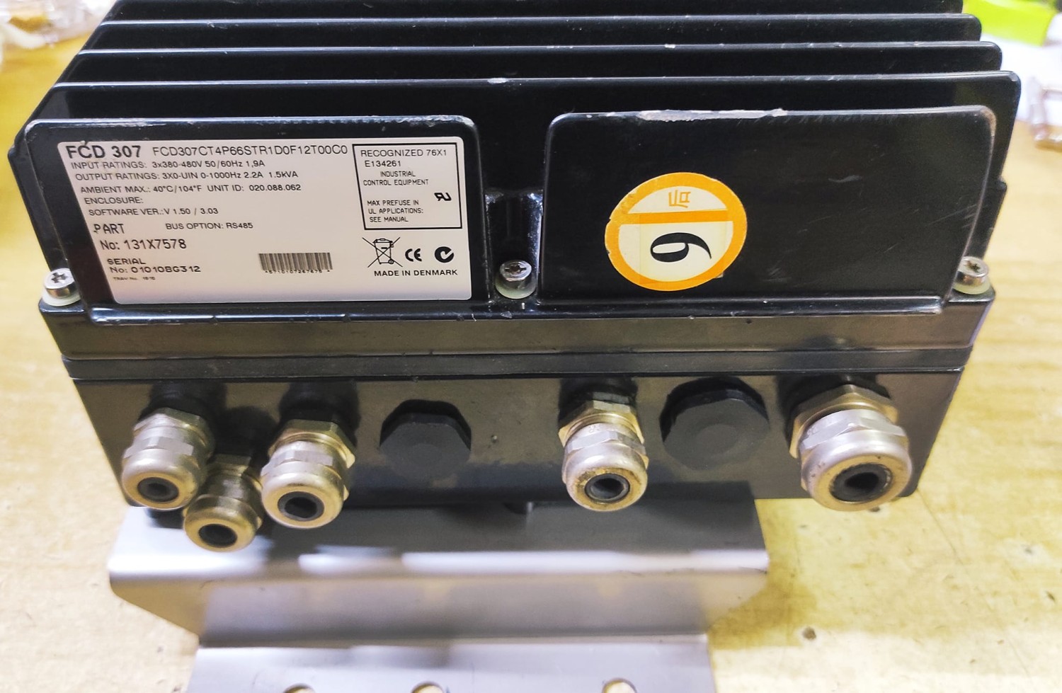 Danfoss FCD 307 Inverter 1.5kVA BUS OPTION RS485 | Brand New |